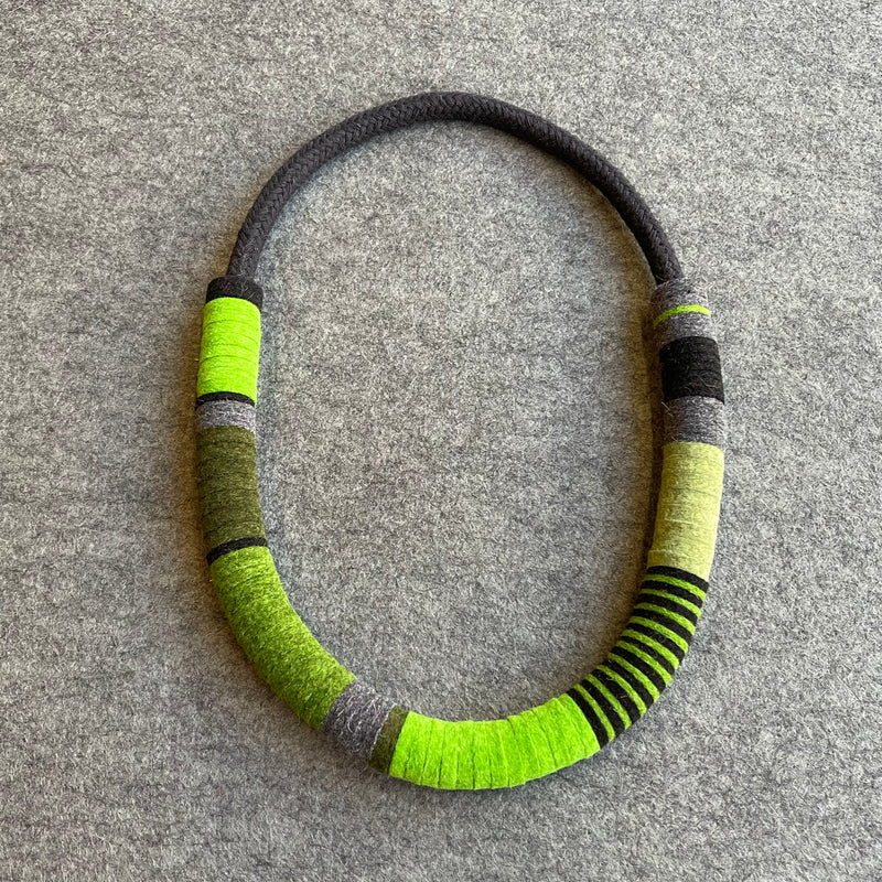 Colour Block Necklace 'Green/Black'